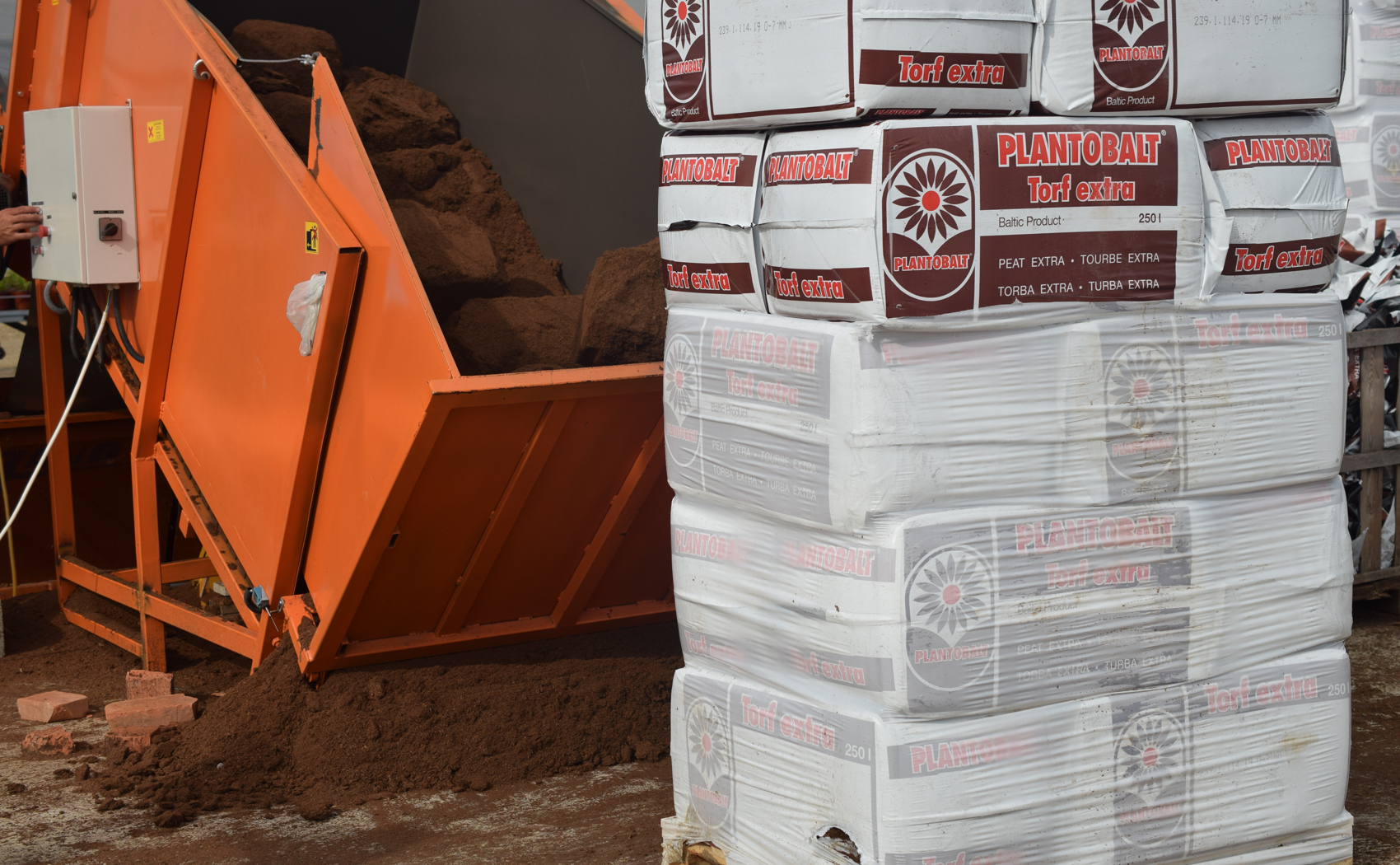 dzakovi supstrata za borovnice masina za punjenje saksija